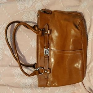 Giani bernini handbag brown leather 8" height 12" width. 2 separate sections ...